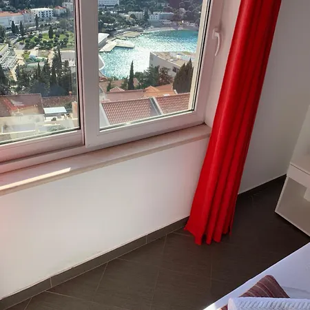 Apartments Orchidea 1 *