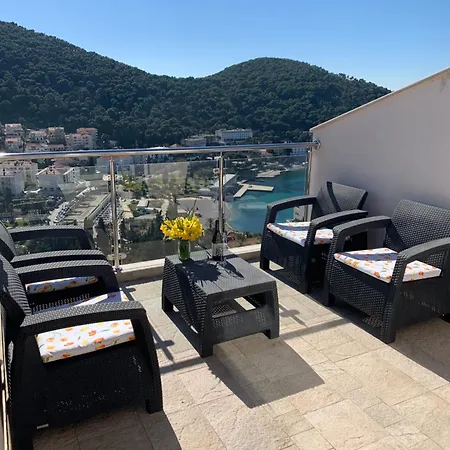 Apartments Orchidea 1 *