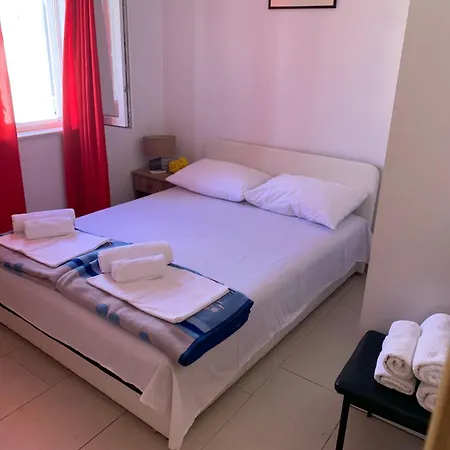 Apartments Orchidea 1 *